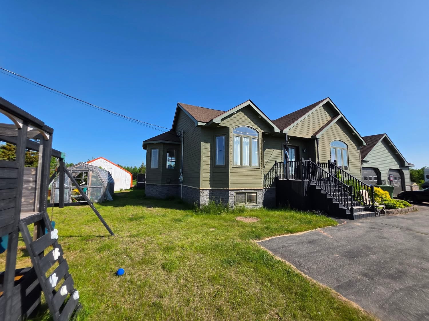 Exterior House Painting Package