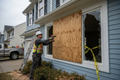 Emergency window board-up service